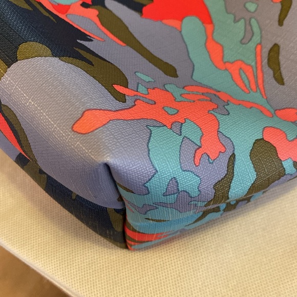 NWOT~2 PC.~FOSSIL Rachel multi~color Coated Canvas with Leather Trim and Straps - Picture 7 of 13